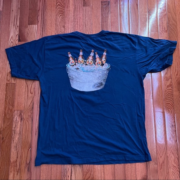 Graphic Tommy Bahama T-shirt - Picture 1 of 5